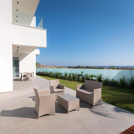 Sea Pearl Beachfront Villas - Breeze Ayia Napa Bagian luar foto