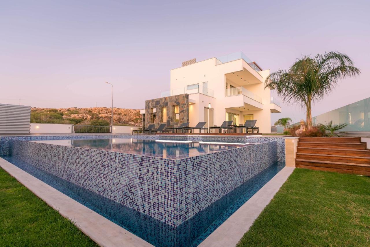 Sea Pearl Beachfront Villas - Breeze Ayia Napa Bagian luar foto