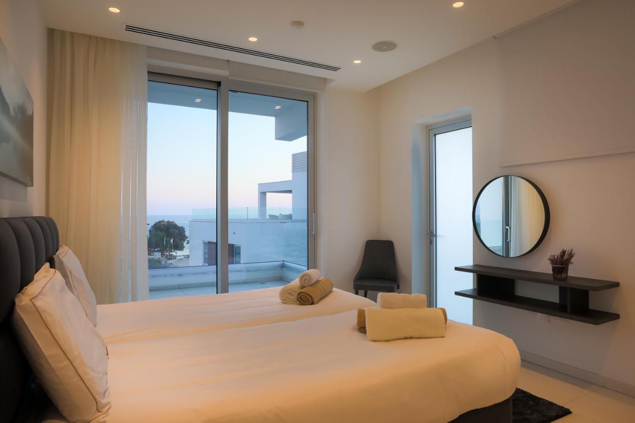 Sea Pearl Beachfront Villas - Breeze Ayia Napa Bagian luar foto