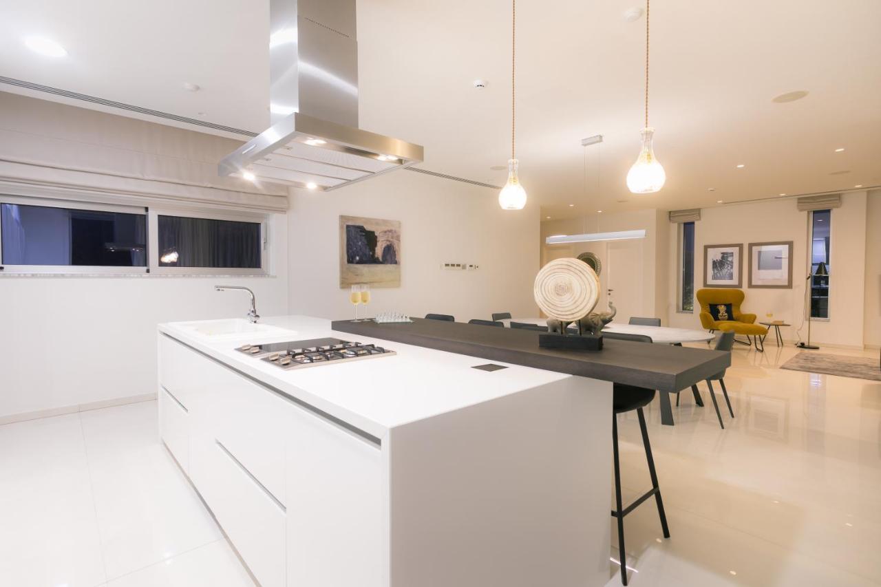 Sea Pearl Beachfront Villas - Breeze Ayia Napa Bagian luar foto