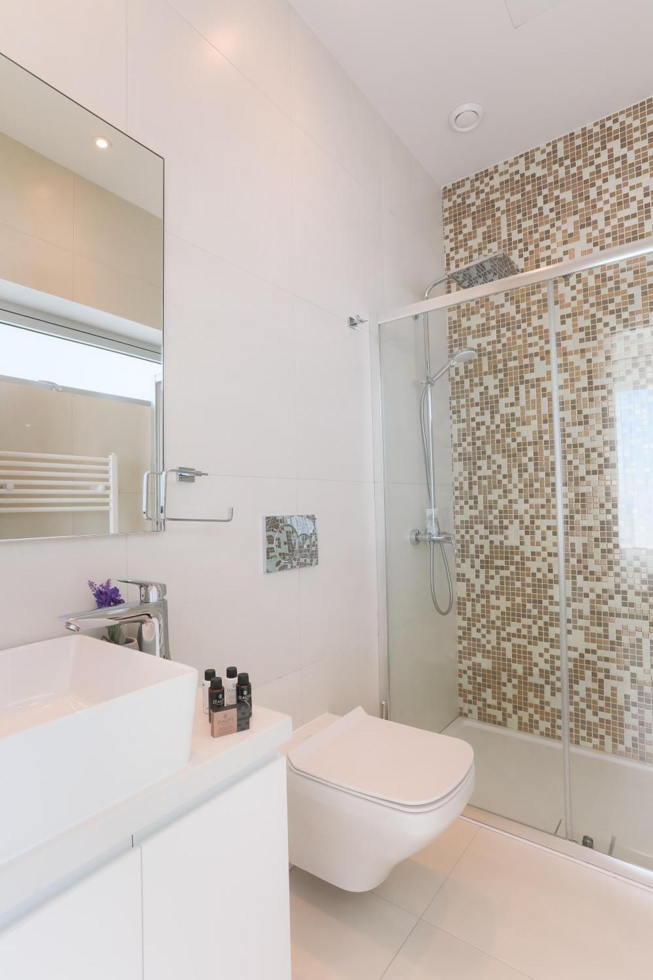Sea Pearl Beachfront Villas - Breeze Ayia Napa Bagian luar foto