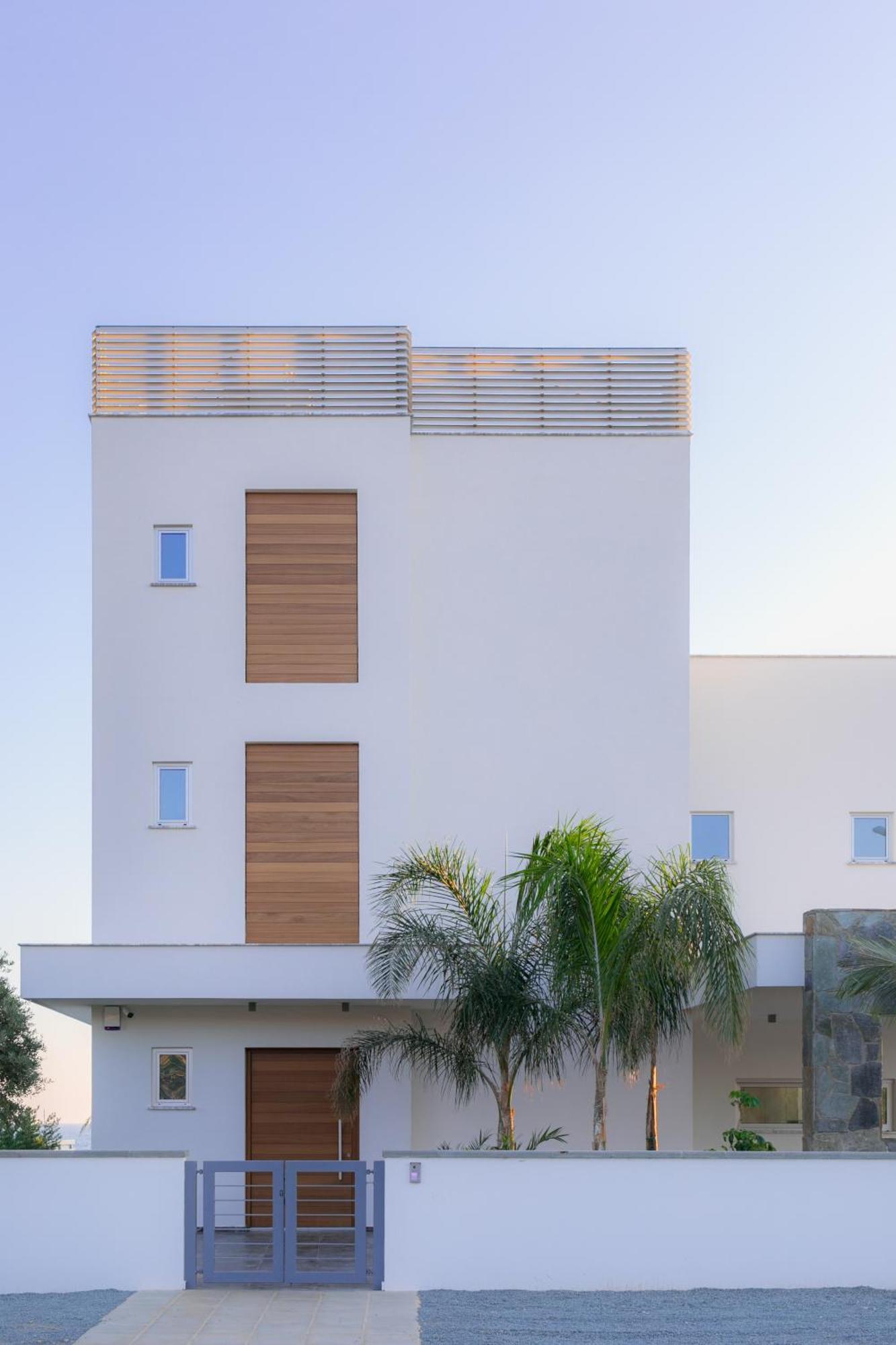 Sea Pearl Beachfront Villas - Breeze Ayia Napa Bagian luar foto